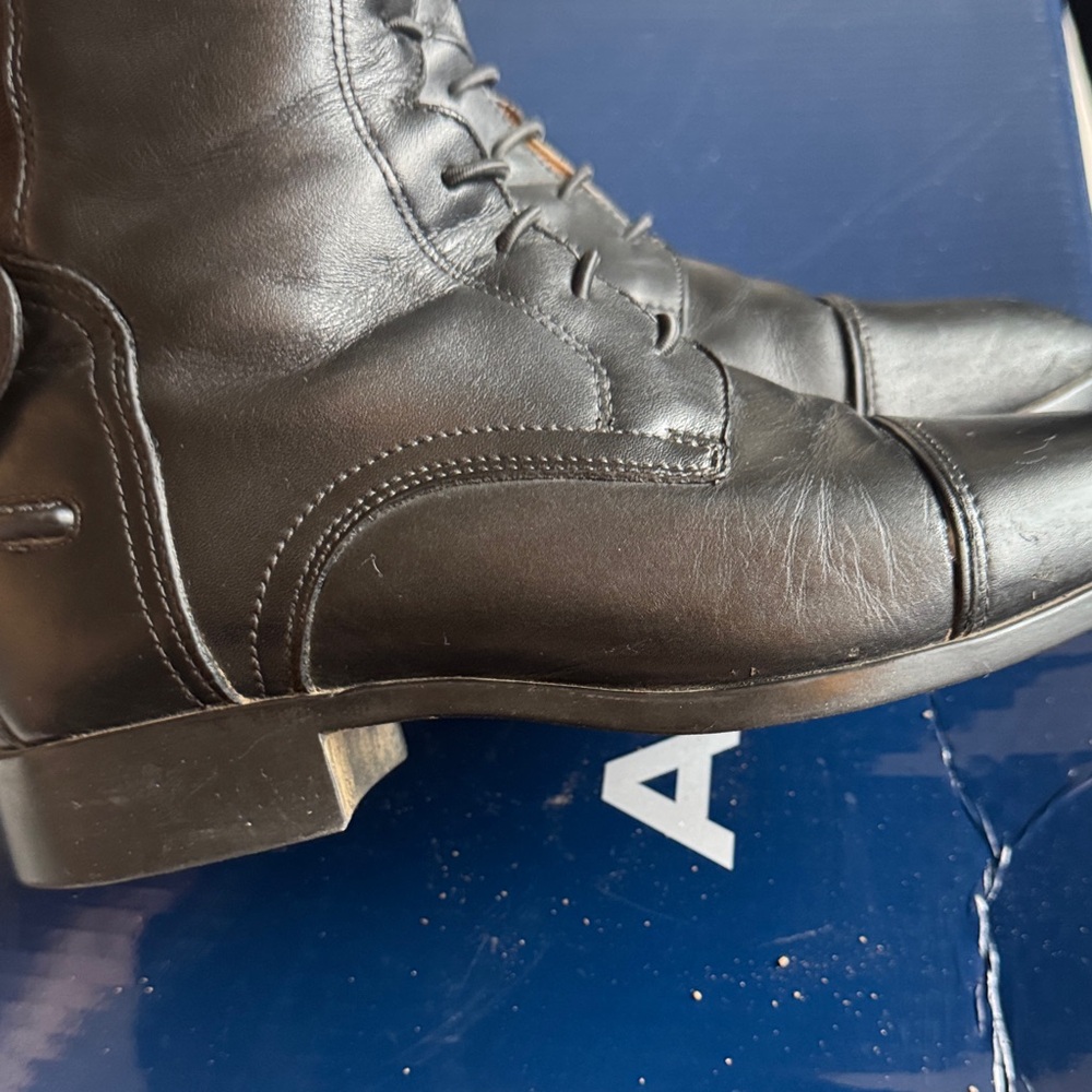 Ariat Women's Palisade tall field boot size 7 US height-short Calf-regular - Picture 13 of 16